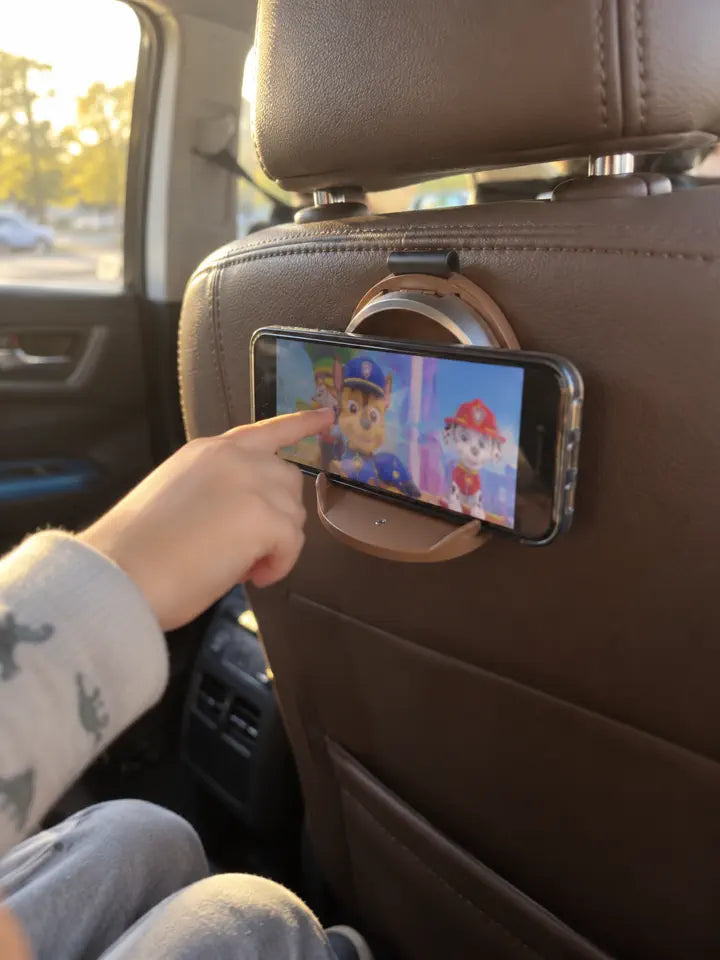 Customer using the folding car cup holder