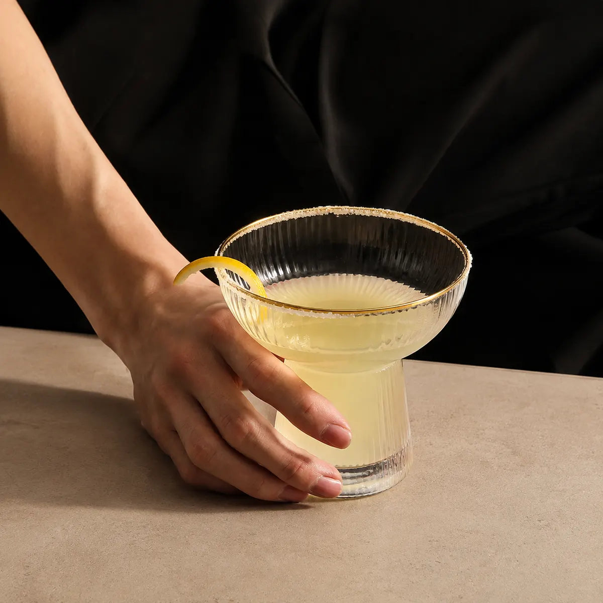 Pourlume Gold-Rim Stemless Margarita Glasses