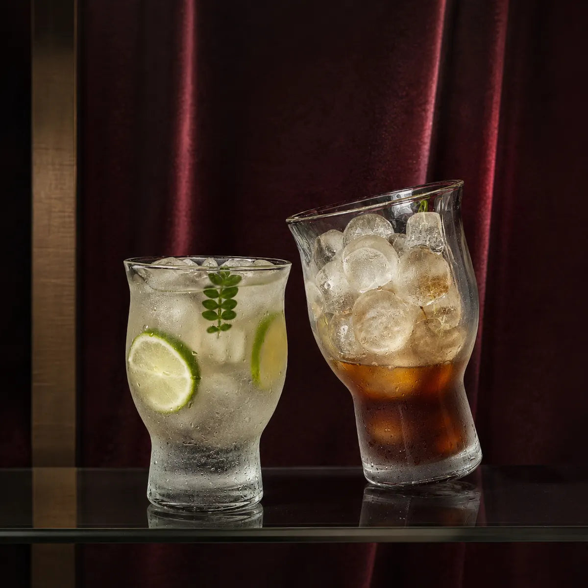 Pourlume Tulip Base Glass Tumbler